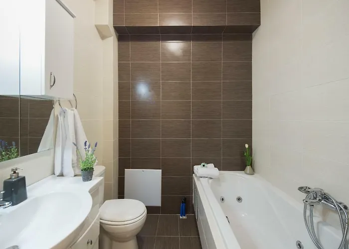 Khouses Maissonette בית נופש Lefkáda